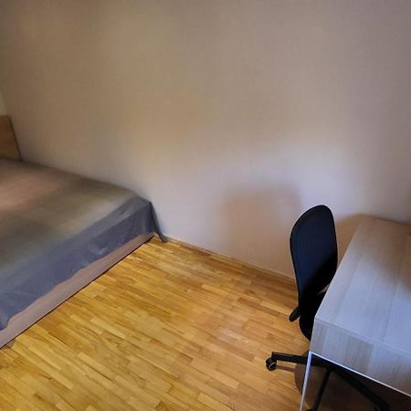 Cosy Park Apartment, Free Parking, Self-Check-In Klaipeda Bagian luar foto