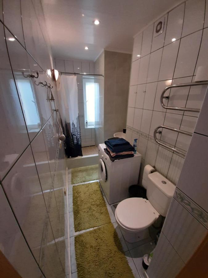 Cosy Park Apartment, Free Parking, Self-Check-In Klaipeda Bagian luar foto